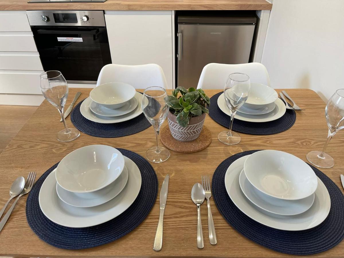Brand New Montrouge Apartments - Perfect Location!! Портцмаус Экстерьер фото
