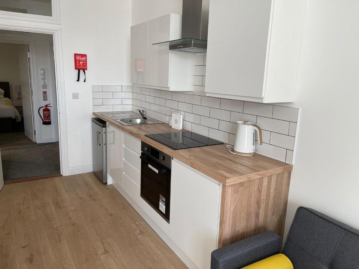 Brand New Montrouge Apartments - Perfect Location!! Портцмаус Экстерьер фото