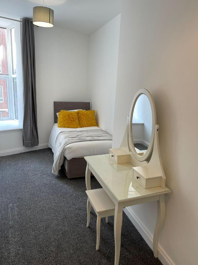 Brand New Montrouge Apartments - Perfect Location!! Портцмаус Экстерьер фото
